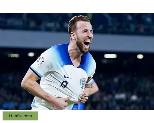 哈里凯恩2025年11月连续两场上演帽子戏法,刷新拜仁历史纪录 哈里凯恩2025年11月连续两场上演帽子戏法,刷新拜仁历史纪录