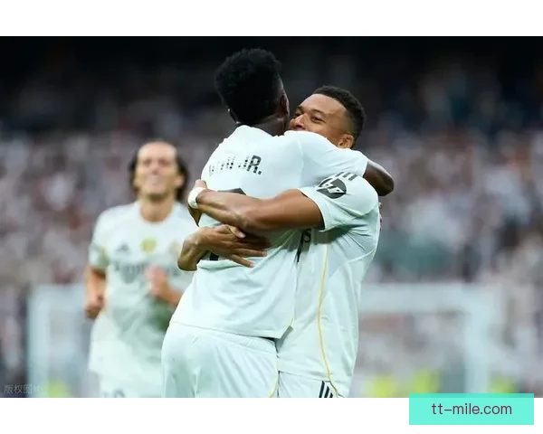 姆巴佩闪耀西班牙人赛场助攻引领皇马取胜